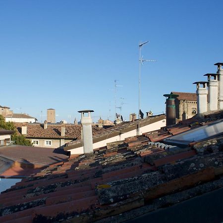 Corte Cavour. Una Mansarda Nel Cuore Della Citta 라벤나 외부 사진